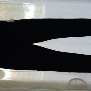 NWT Gap Khakis Skinny Mini pants size 8 Black